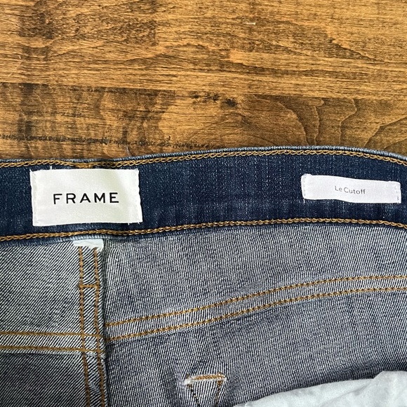 Frame Denim Dark Wash Jean Shorts 3 Inch - Picture 3 of 6